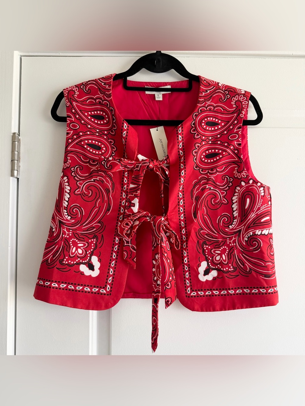 Francesca’s Red, White and Black Handkerchief Western Tie Cropped Vest NWT